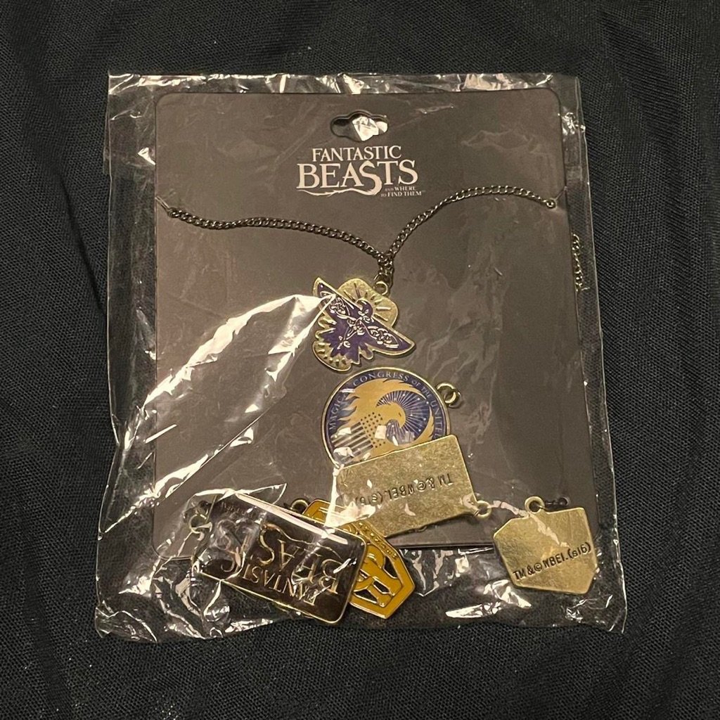 Bioworld Fantastic Beasts Charm Necklace